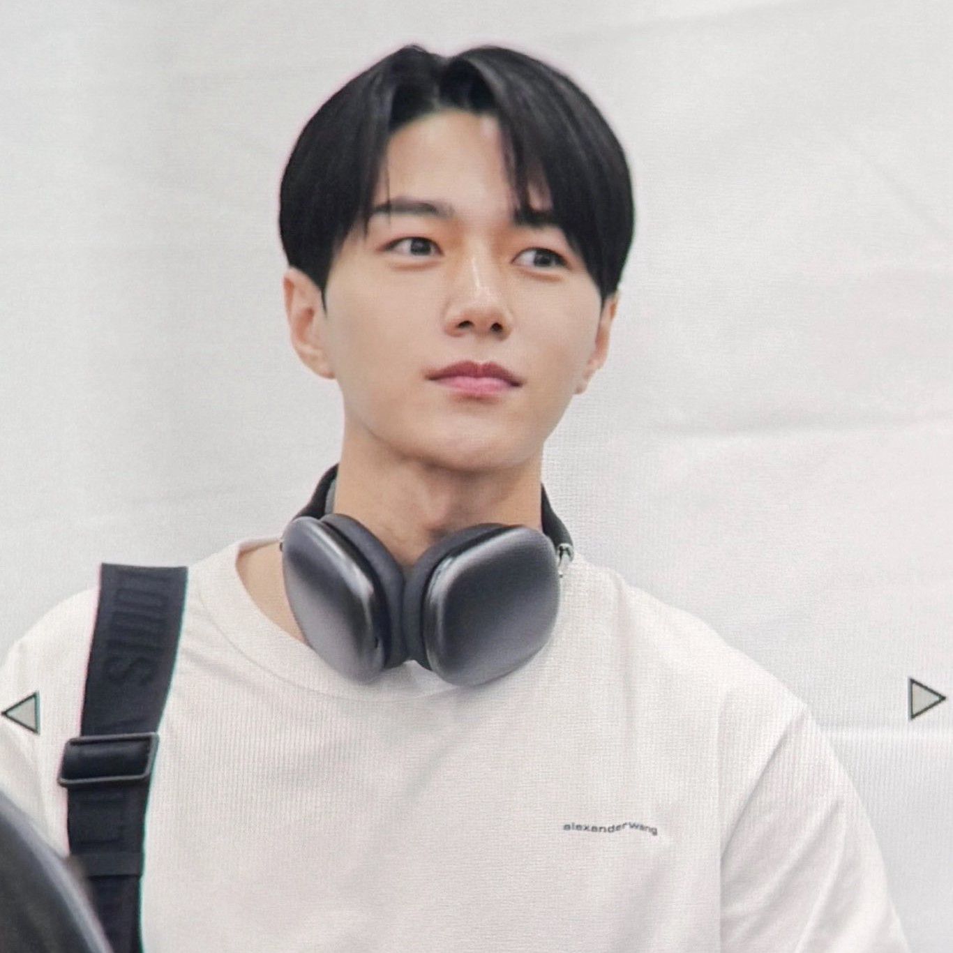 Latest photo of Kim Myungsoo (L)