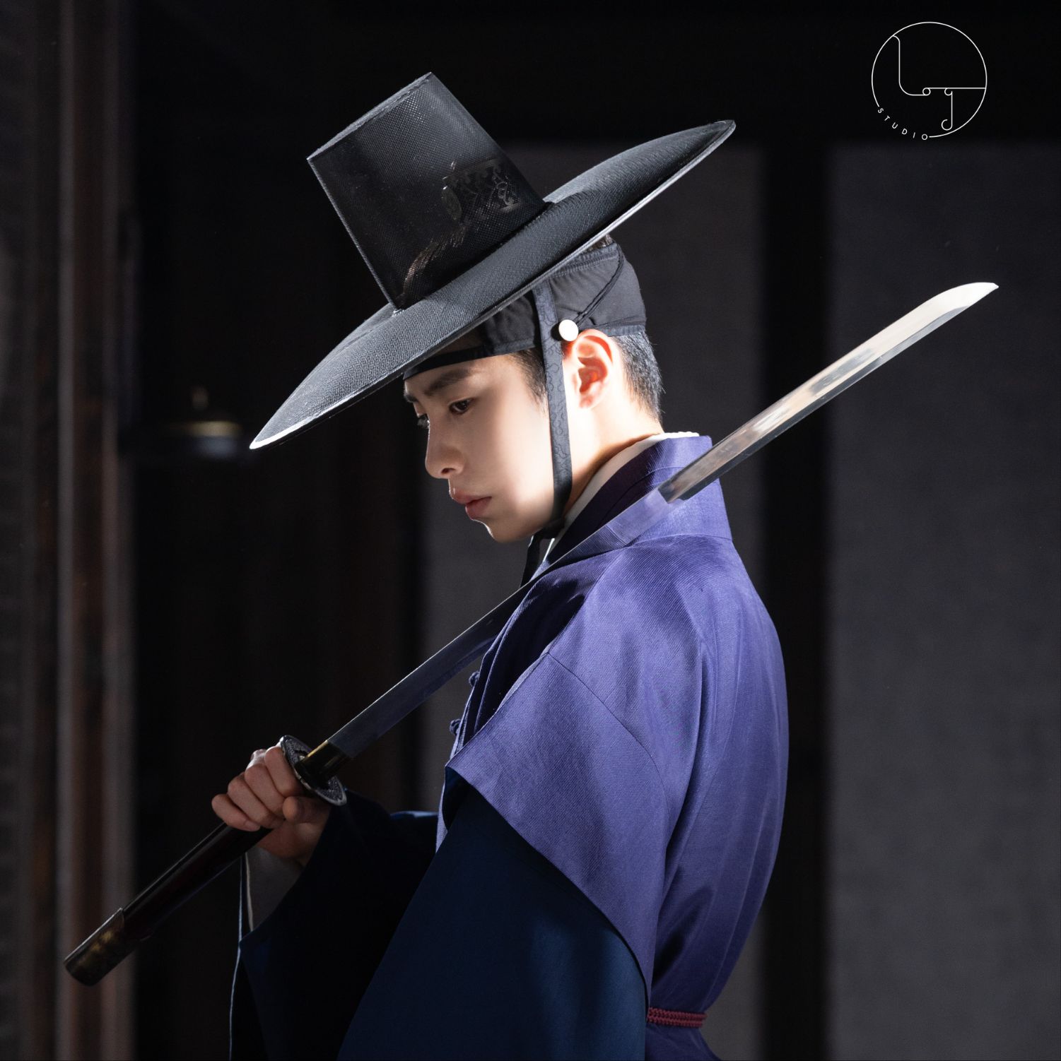 Recent activity shot of Lee Jaewook