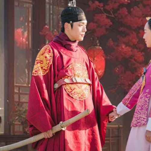 Latest photo of Shin Haesun