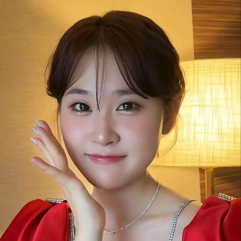 キム・ダヒョンの最近の活動ショット