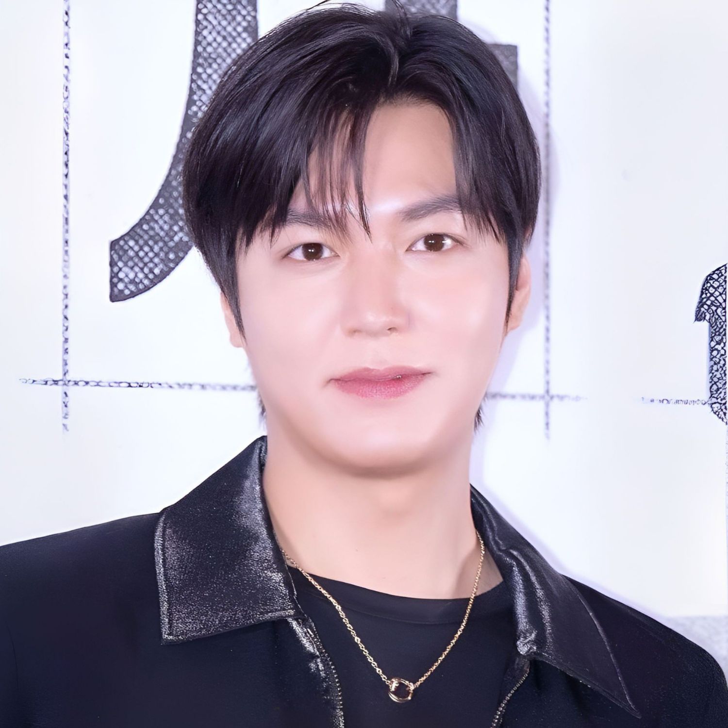 Behind-the-scenes cut of Lee Minho