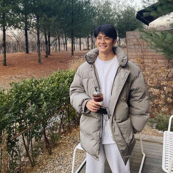 A moment captured by a fan of Kang Taeoh