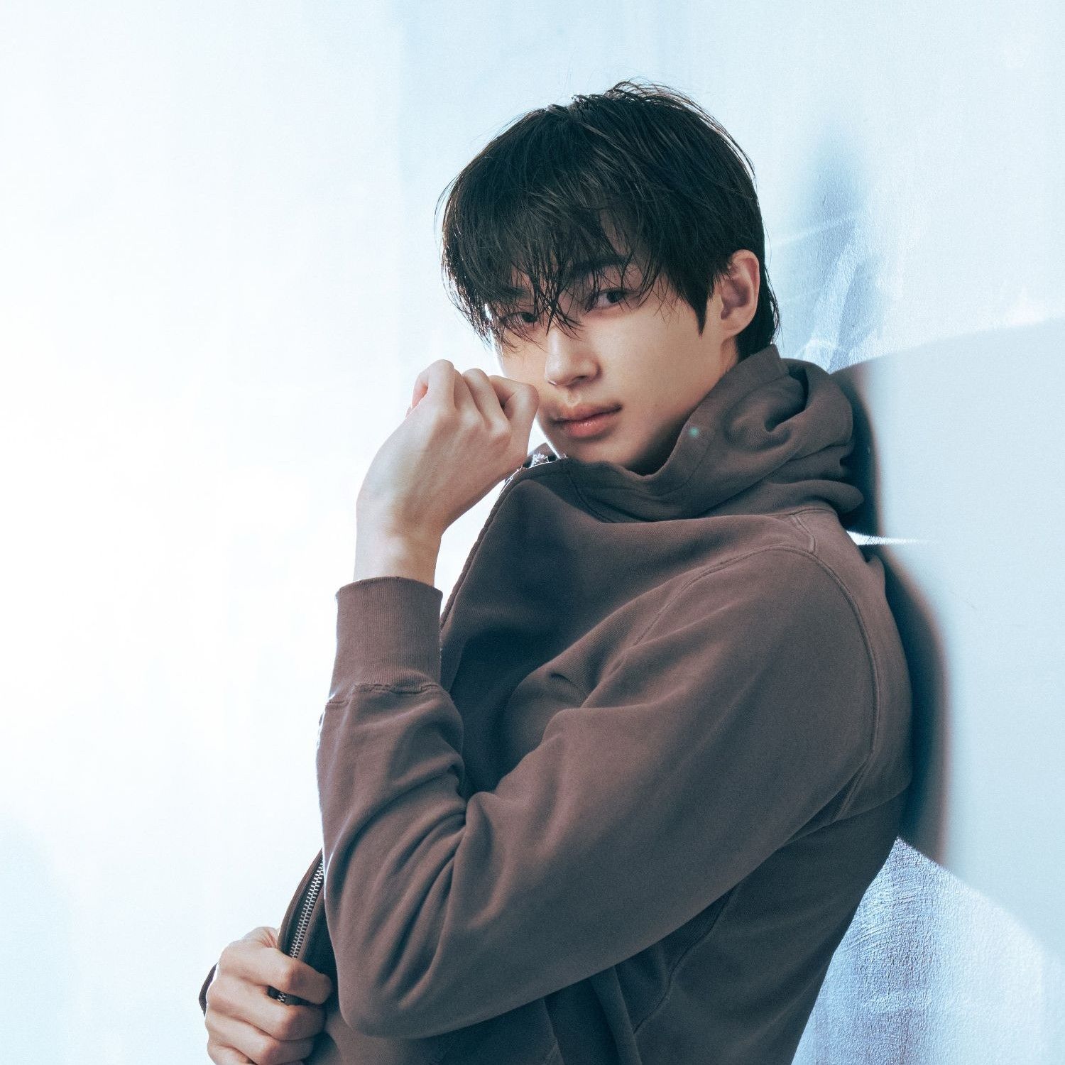 邊佑錫的最新照片