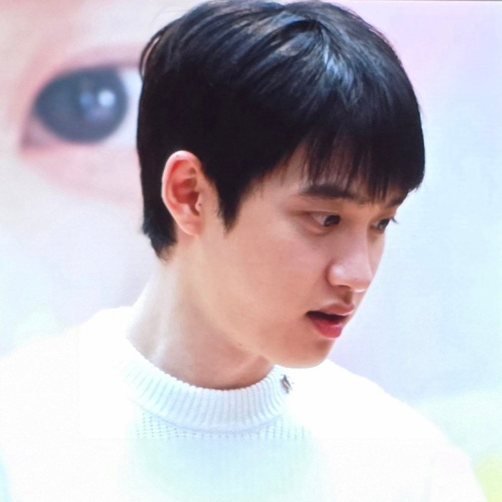 粉絲拍下的都暻秀 (D.O.)瞬間