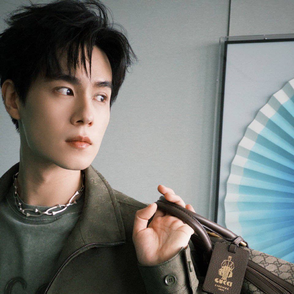 Recent activity shot of Hu Yitian