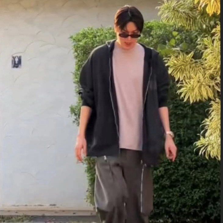 Recent activity shot of Lee Minho