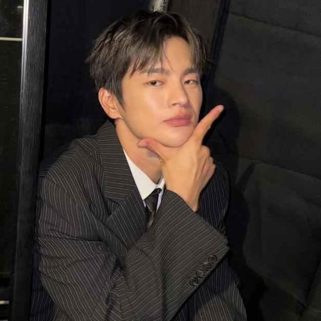 서인국의 비하인드 컷