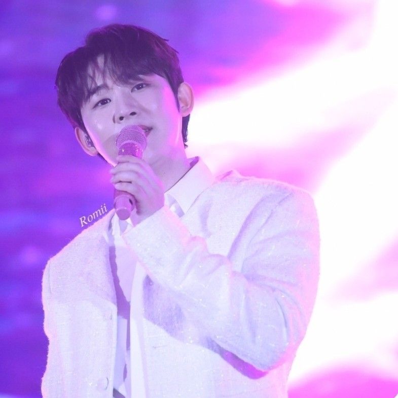 Latest photo of Jinuk