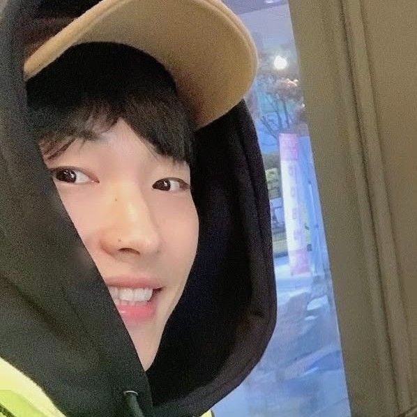 우도환의 최신 사진