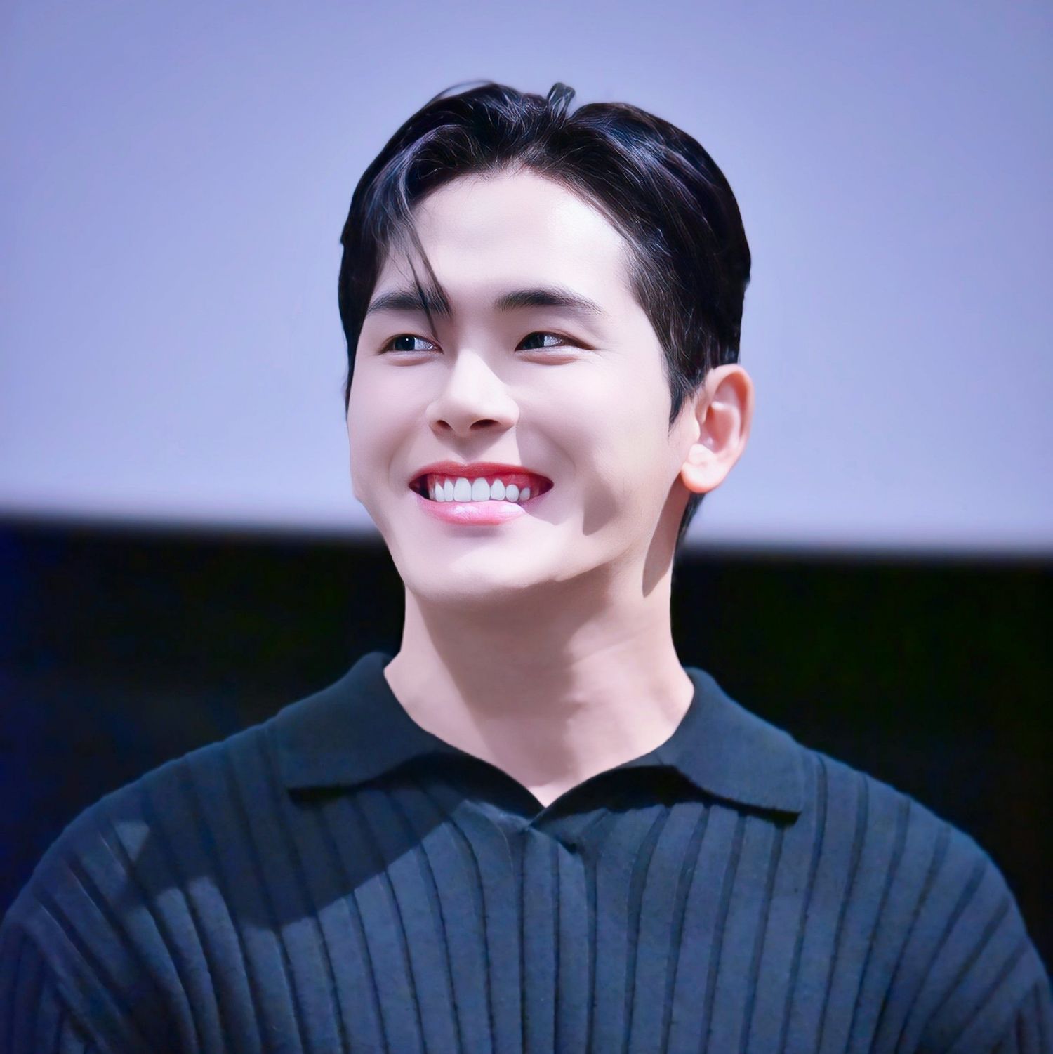 A moment captured by a fan of Hoya