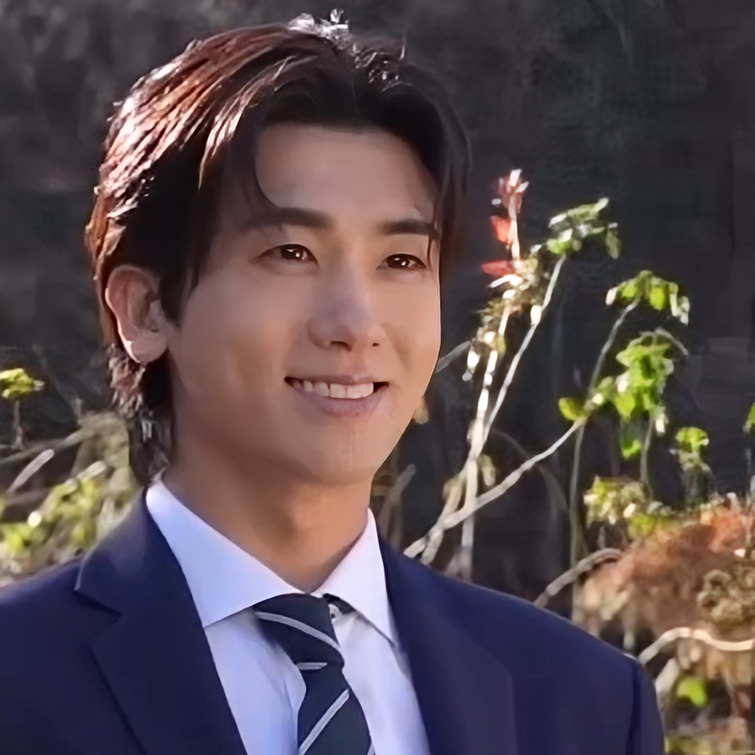 Recent activity shot of Park Hyungsik