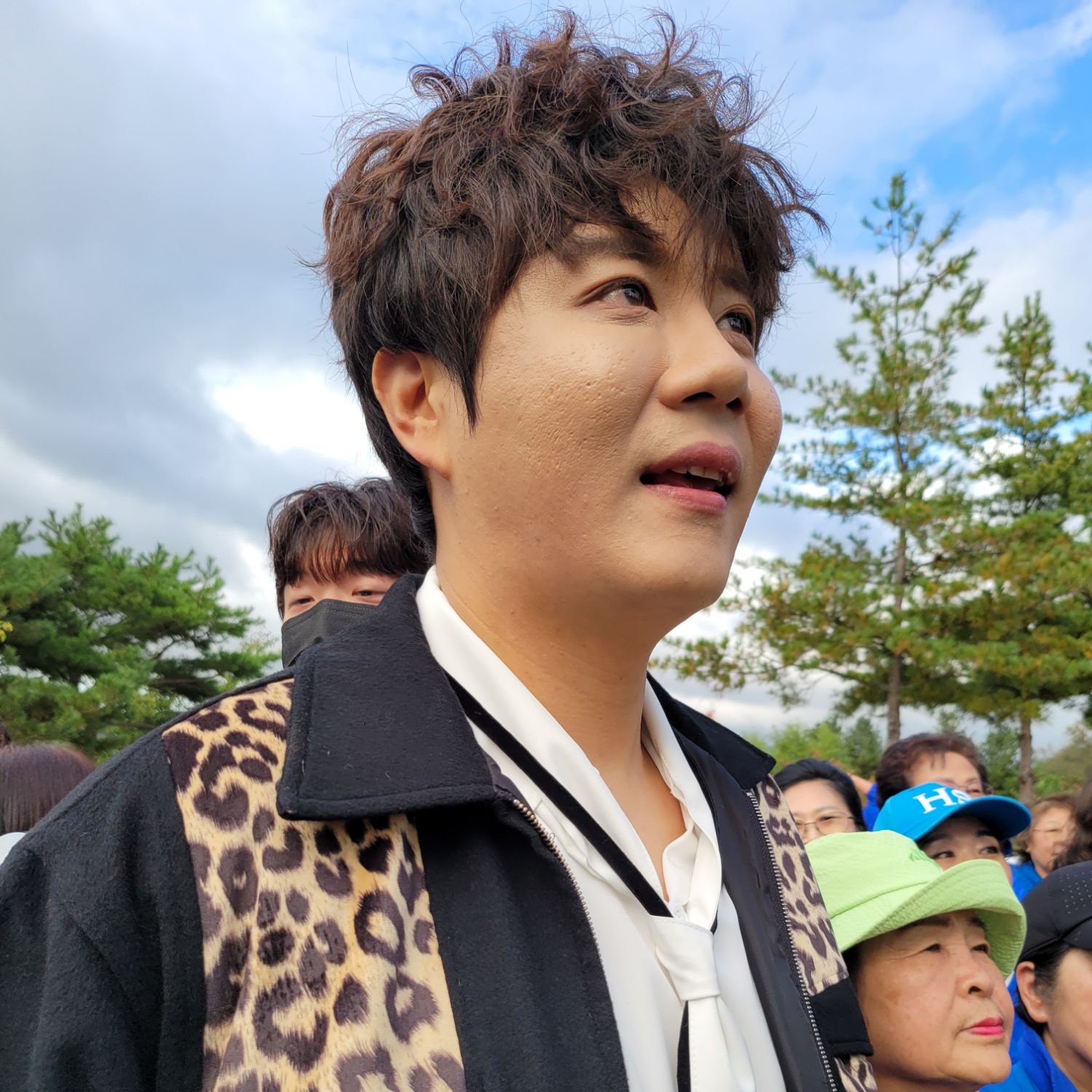 Recent activity shot of Jin Haesung