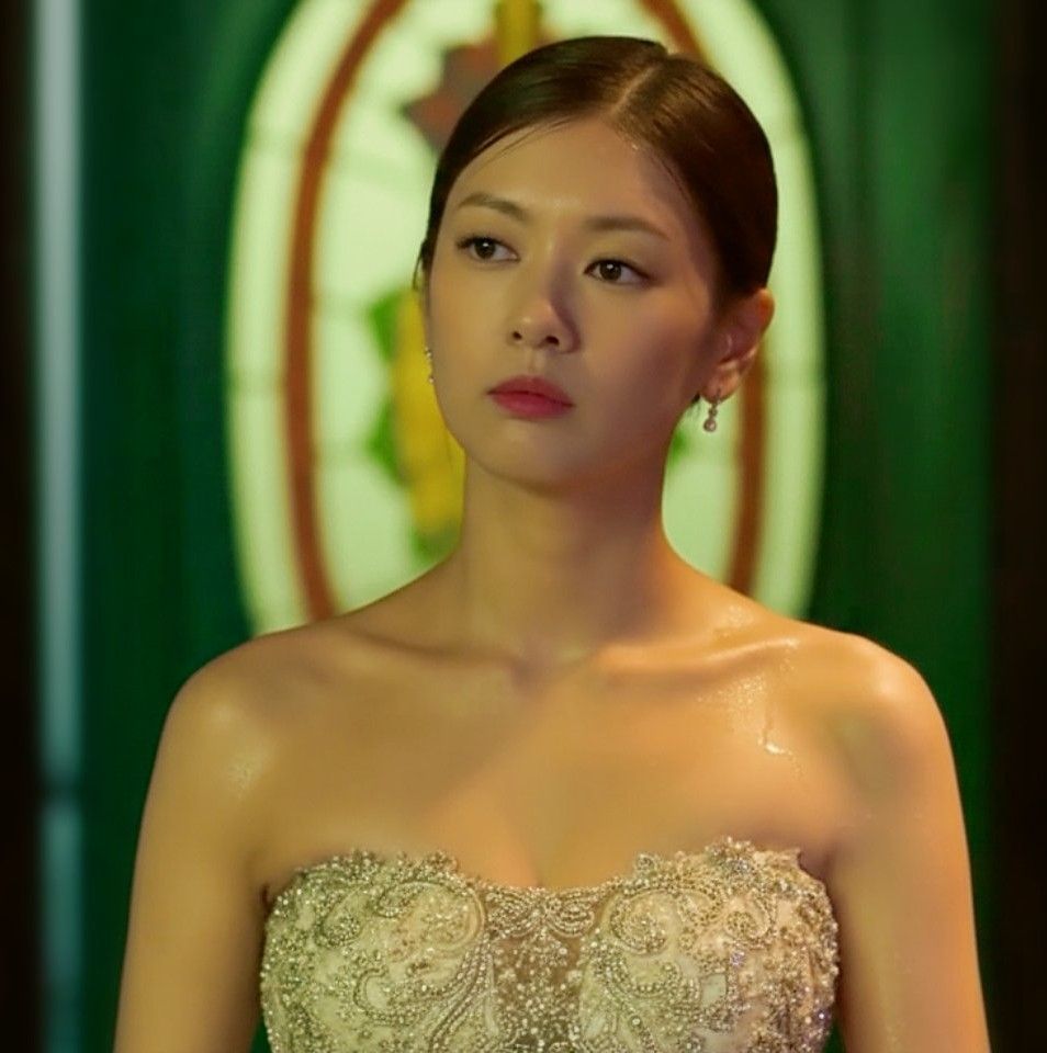 Behind-the-scenes cut of Jung Somin