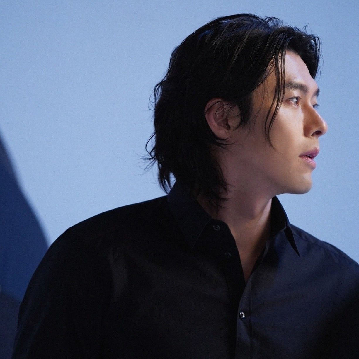 A moment captured by a fan of Hyun Bin