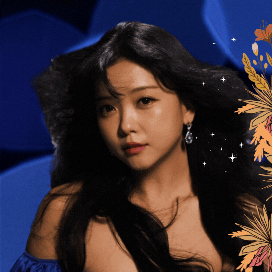 A moment captured by a fan of YOYOMI