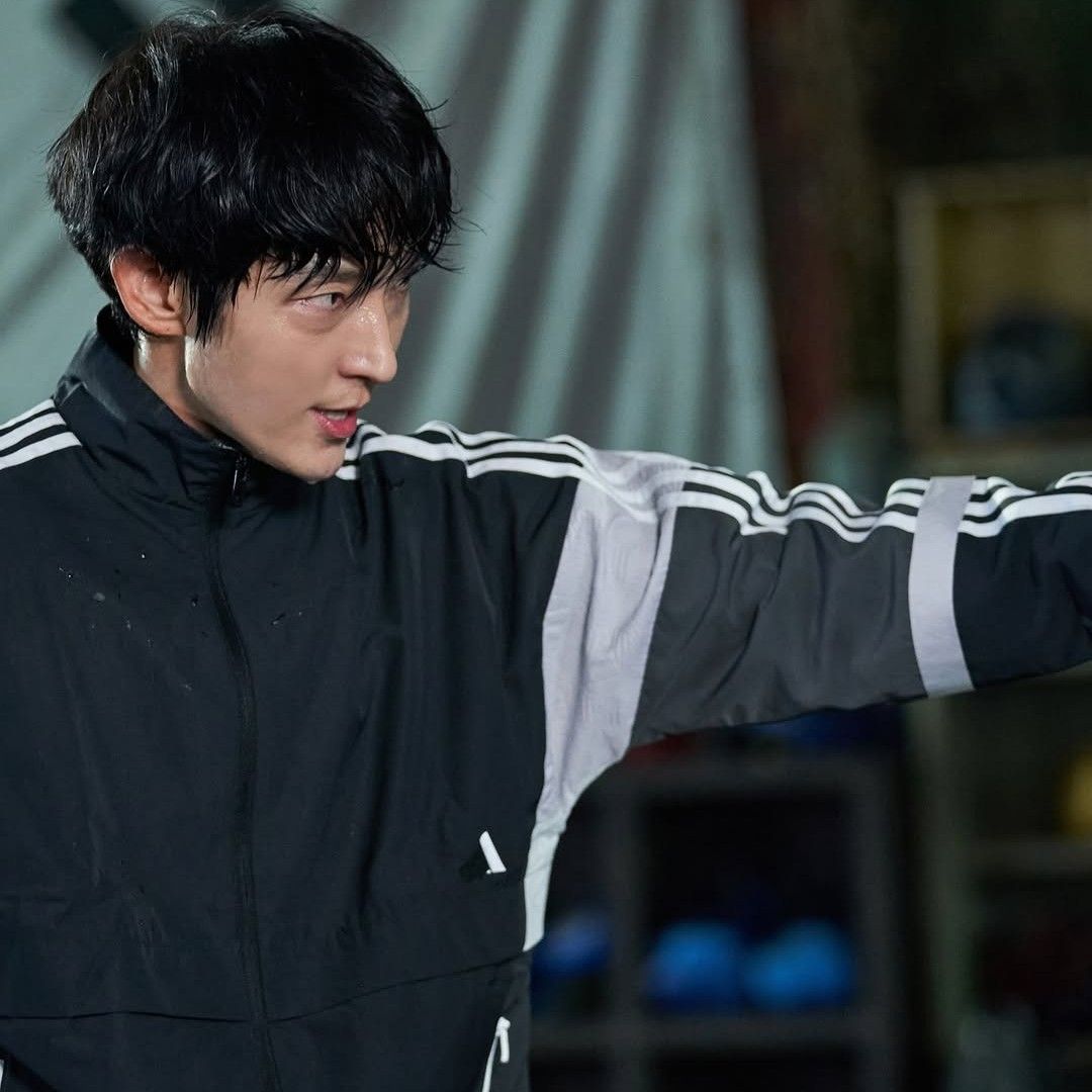 Foto terbaru dari Lee Joongi