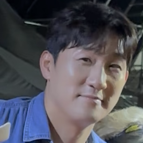 Behind-the-scenes cut of Na Sangdo