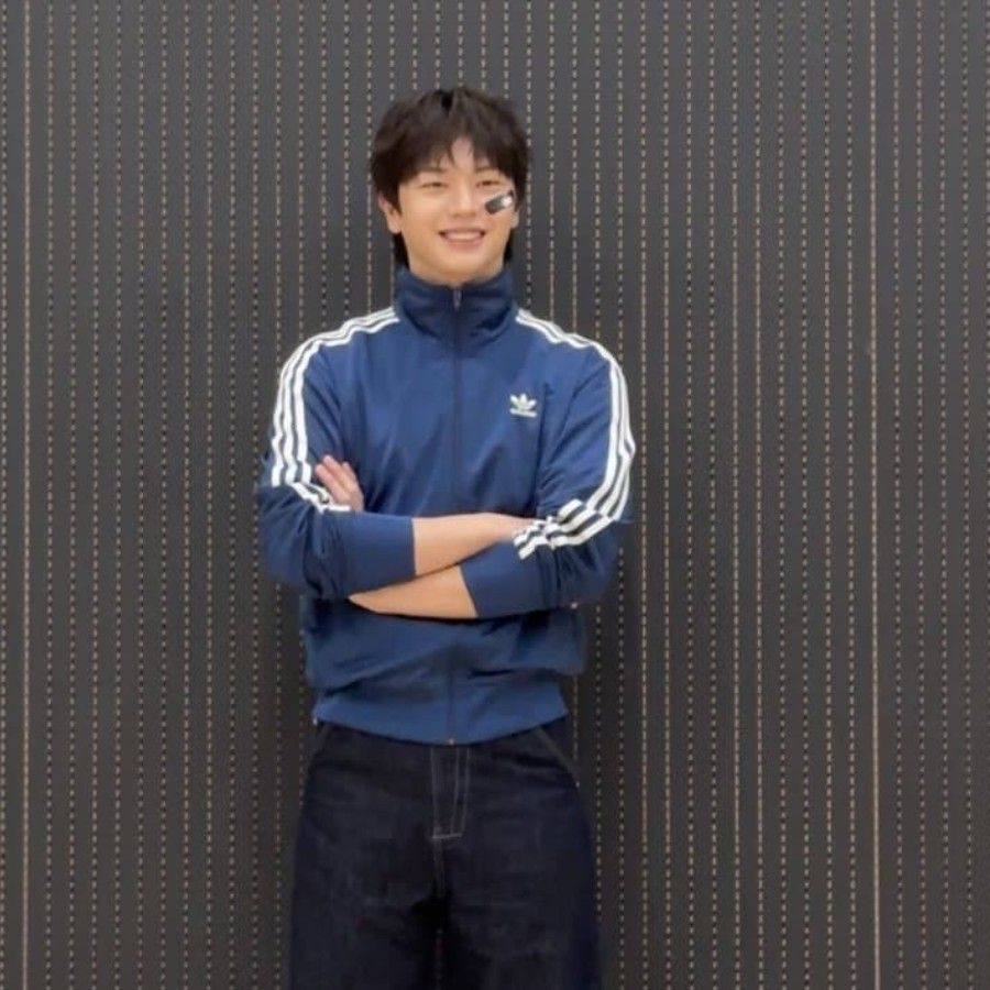Recent activity shot of Yook Sungjae