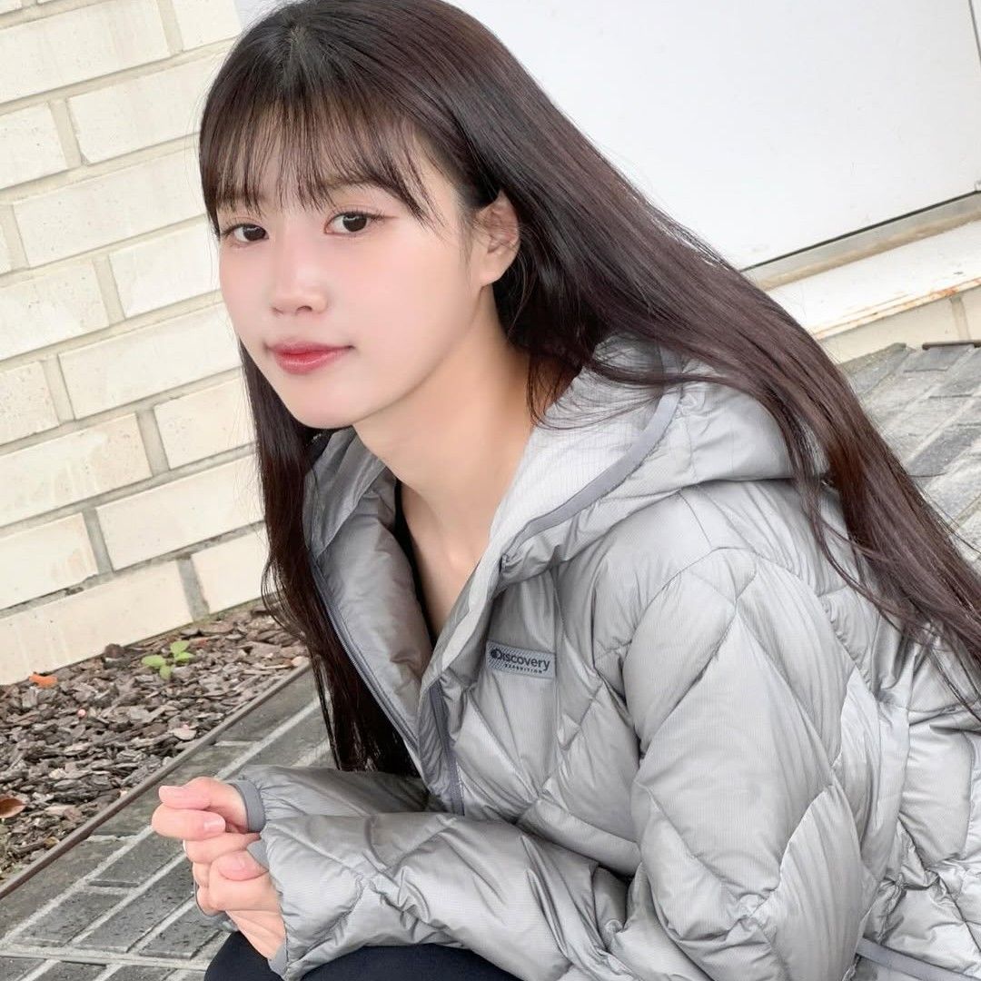 Recent activity shot of Lee Mijoo