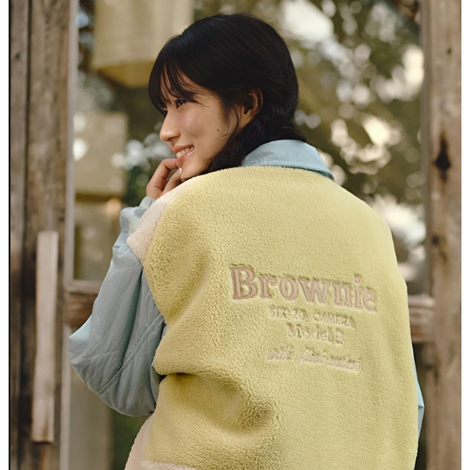 Recent activity shot of Kim Hyeyoon