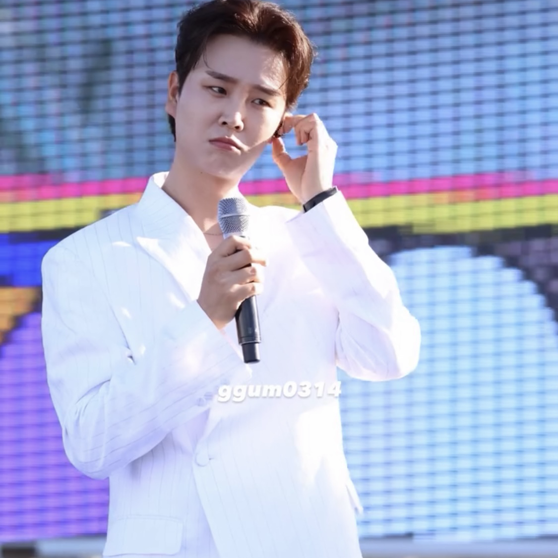 송민준의 비하인드 컷