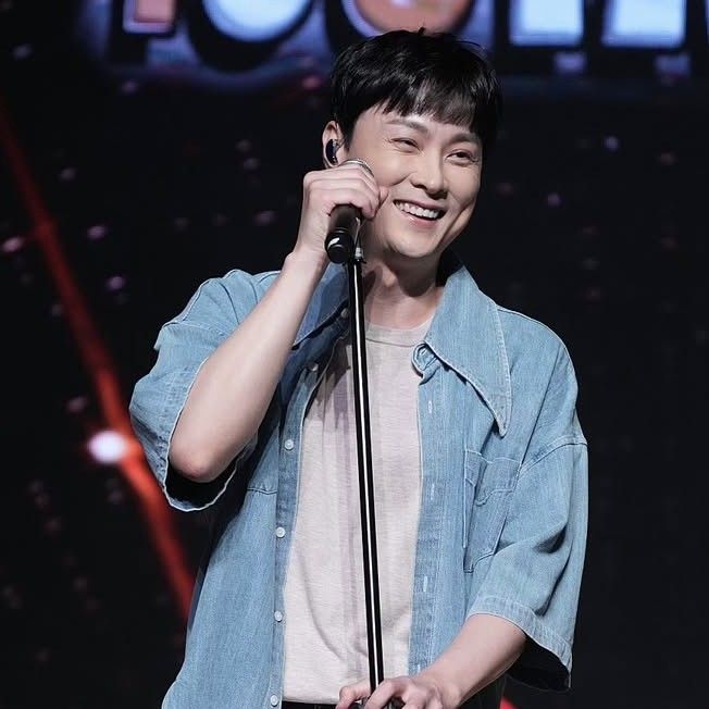 Latest photo of Min Kyunghoon