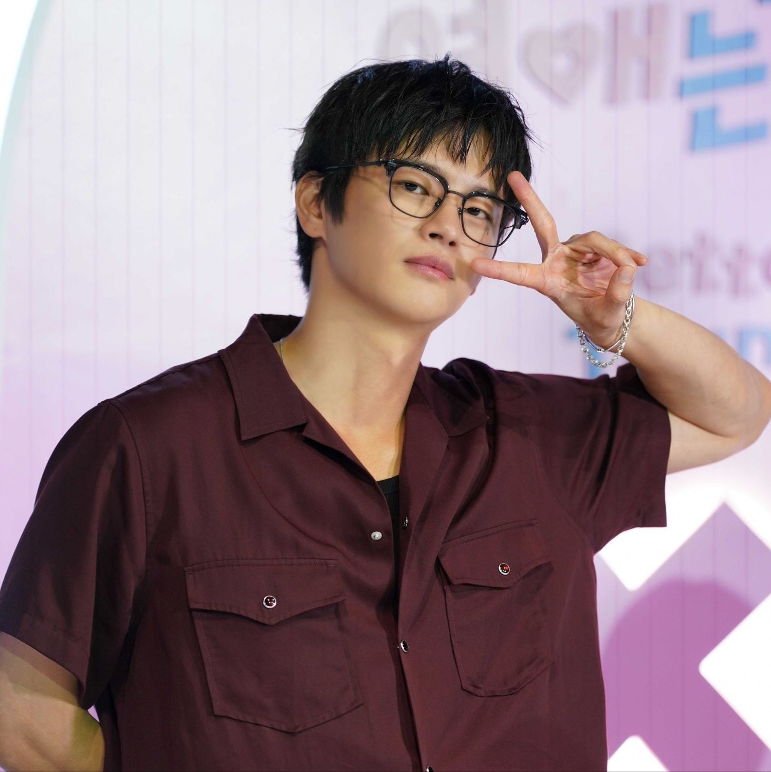 서인국의 비하인드 컷