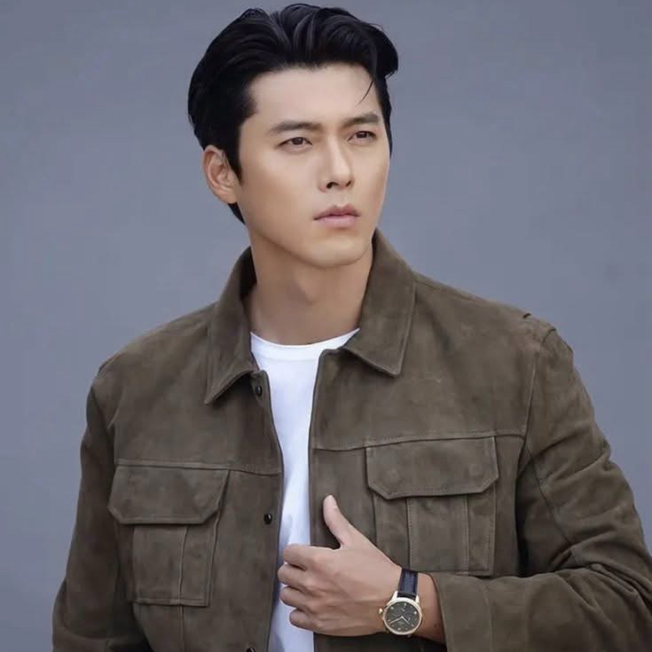 A moment captured by a fan of Hyun Bin