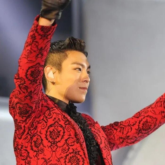 A moment captured by a fan of T.O.P