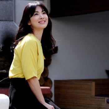 Behind-the-scenes cut of Song Hyekyo