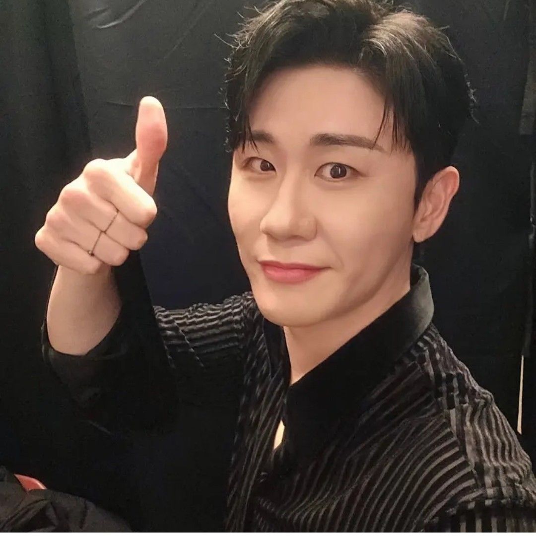 영탁의 비하인드 컷