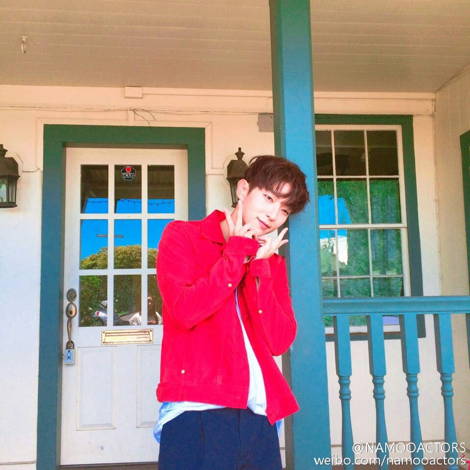 Behind-the-scenes cut of Lee Joongi