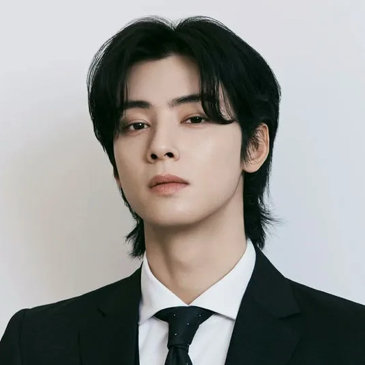 A moment captured by a fan of Cha Eunwoo