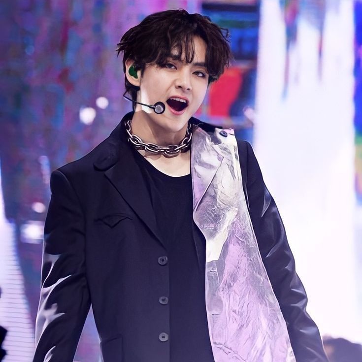 Feed komunitas selebriti terpopuler hari ini