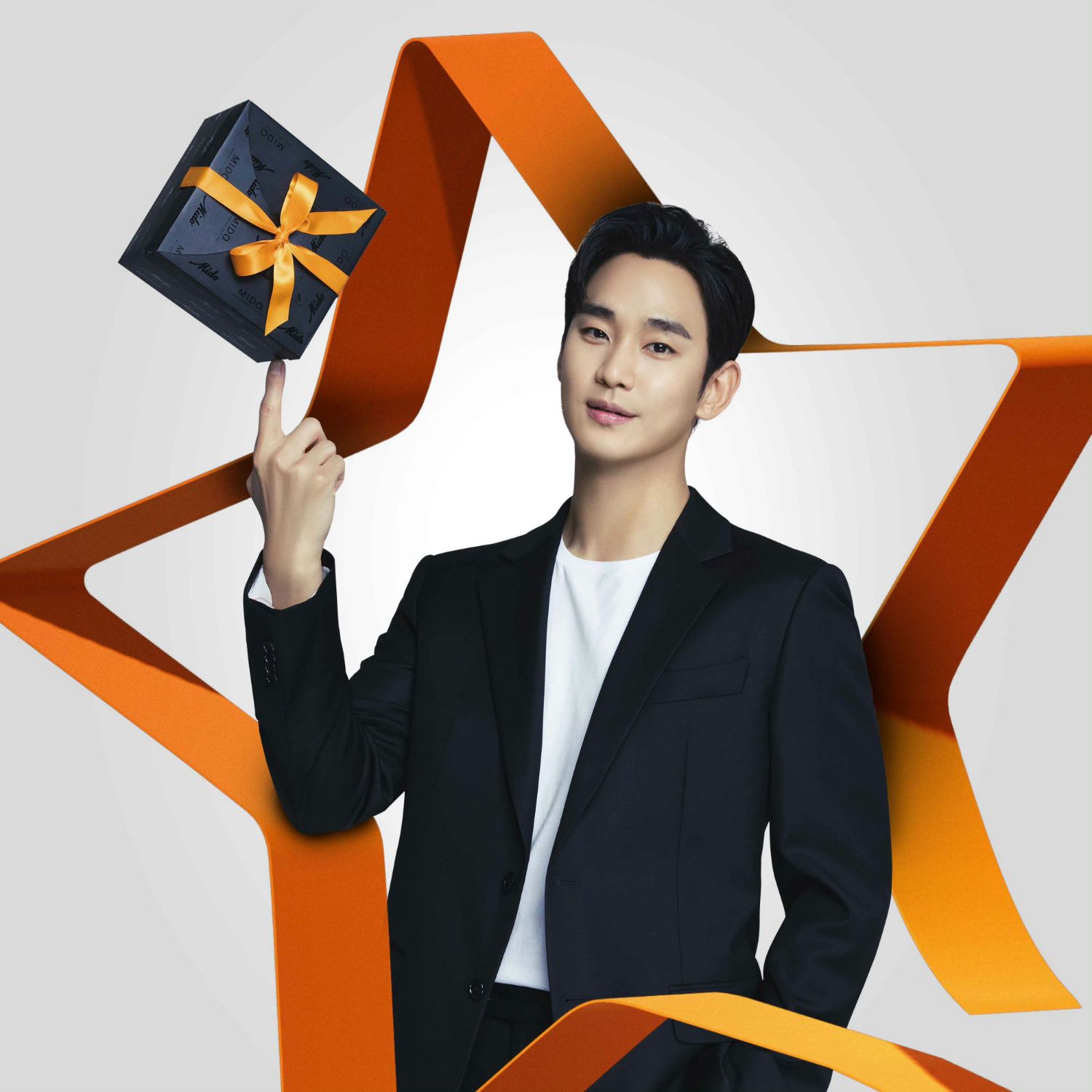 金秀賢的最新照片