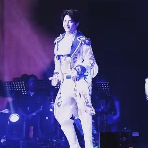 金俊賢的幕後花絮