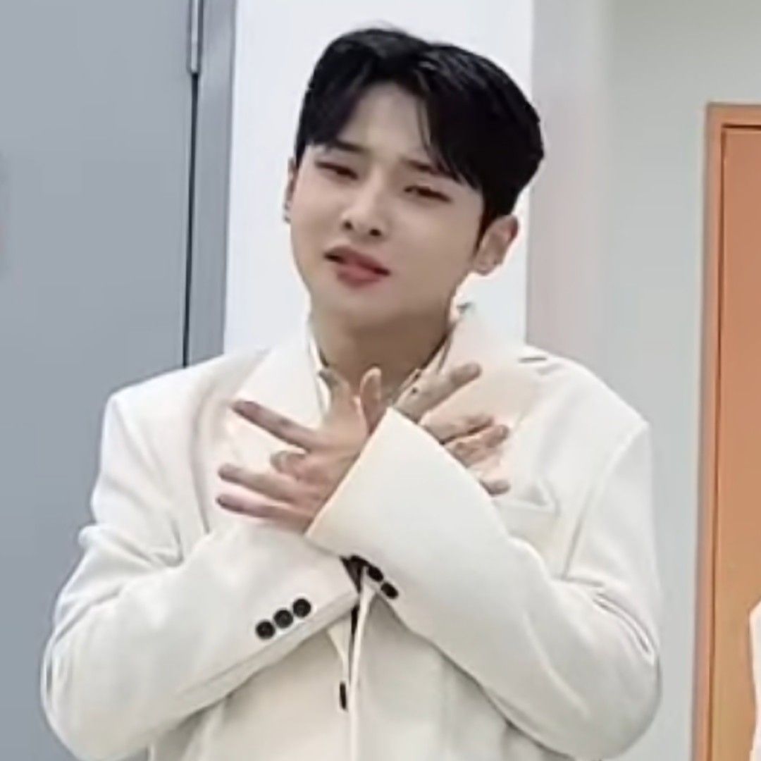 Latest photo of Seong Ri