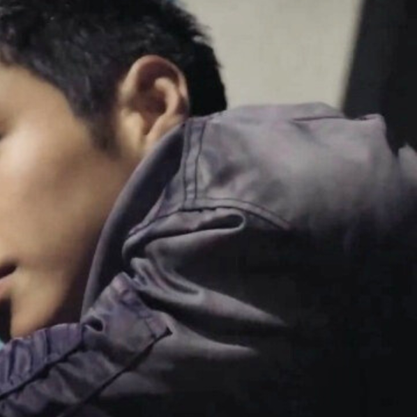 A moment captured by a fan of Park Jihoon