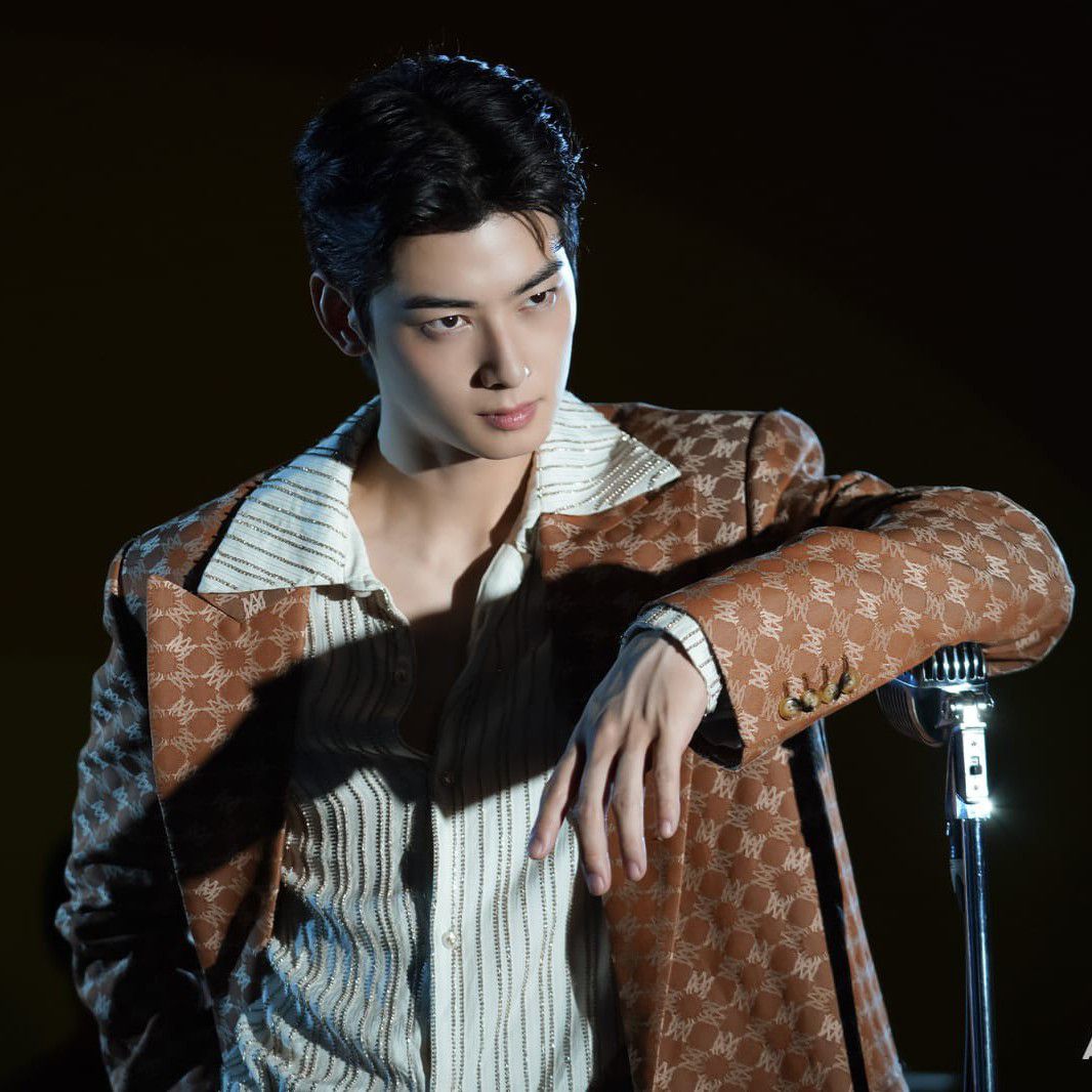 粉丝拍下的车银优瞬间