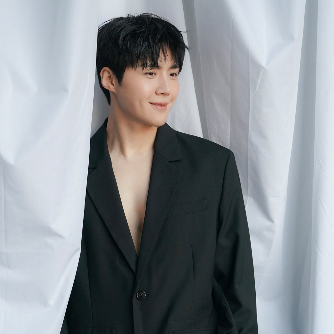 Latest photo of Kim Seonho