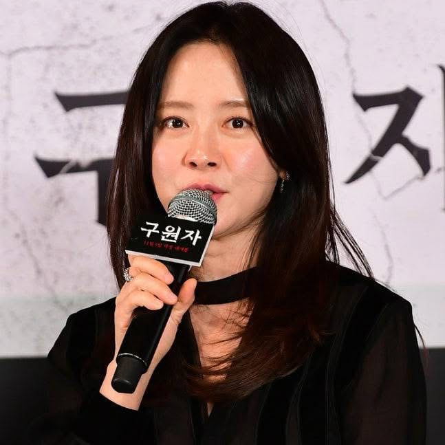 Behind-the-scenes cut of Song Jihyo