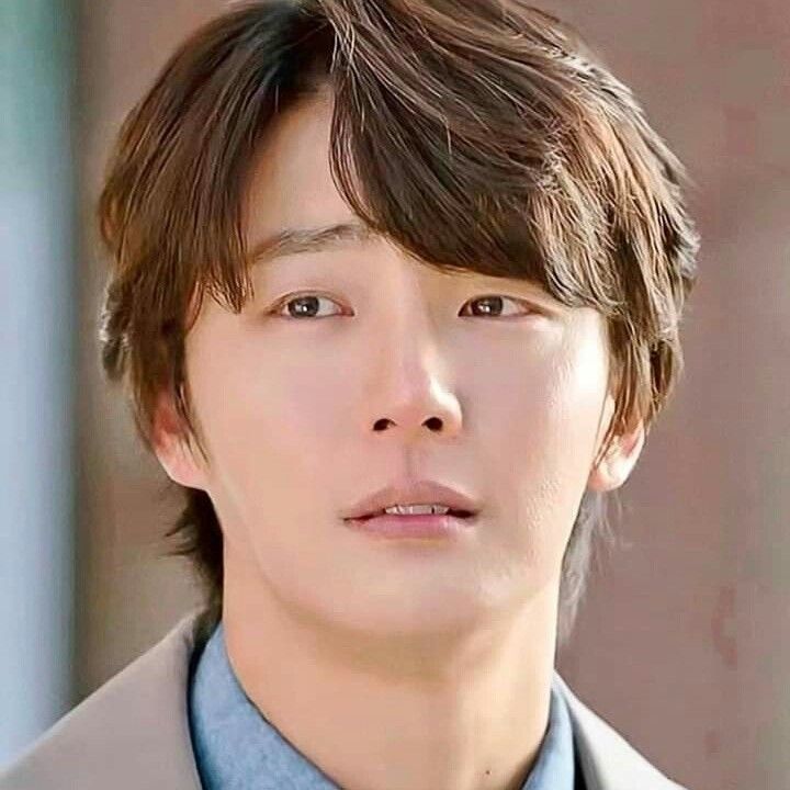 Momen yang diabadikan oleh penggemar Yoon Shiyoon