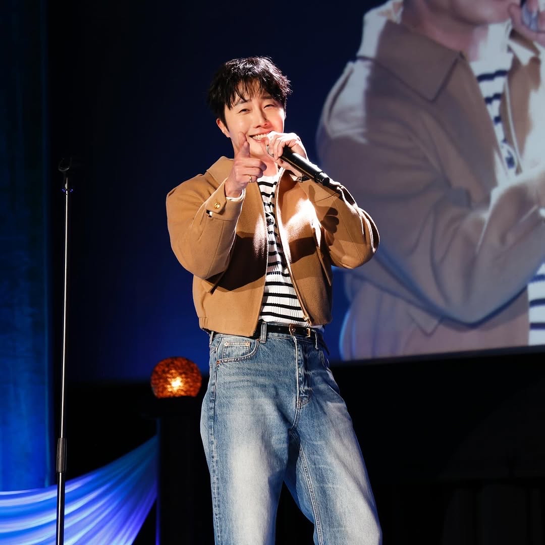 Behind-the-scenes cut of Jung Ilwoo