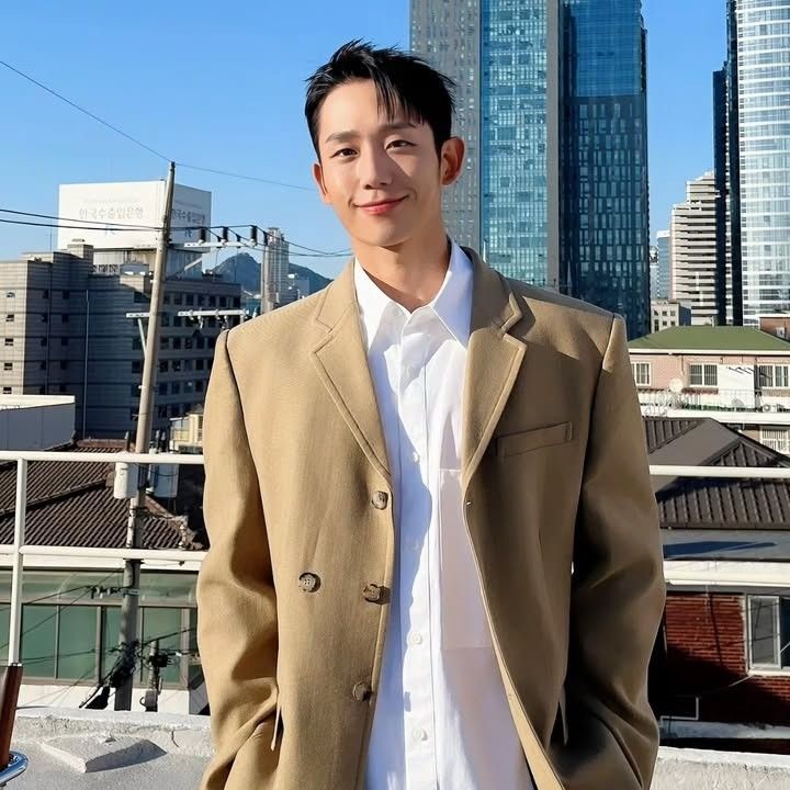 Latest photo of Jung Haein