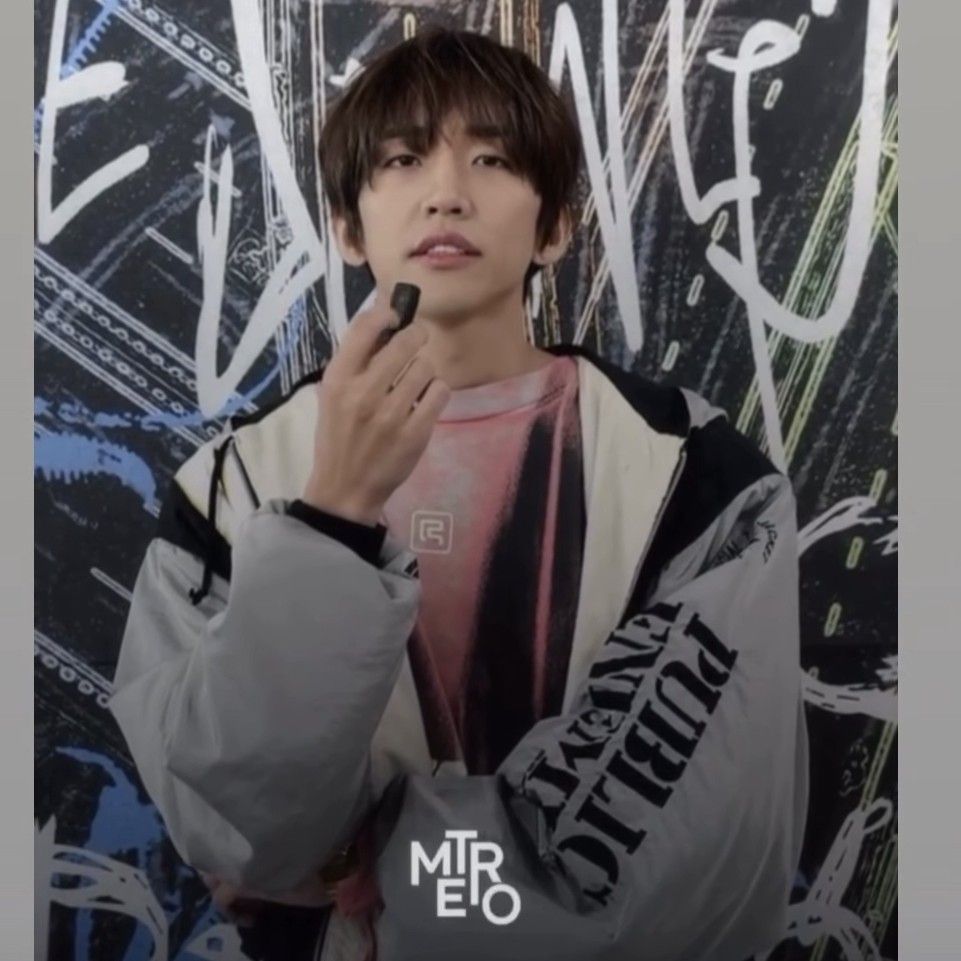 粉絲拍下的李承允瞬間