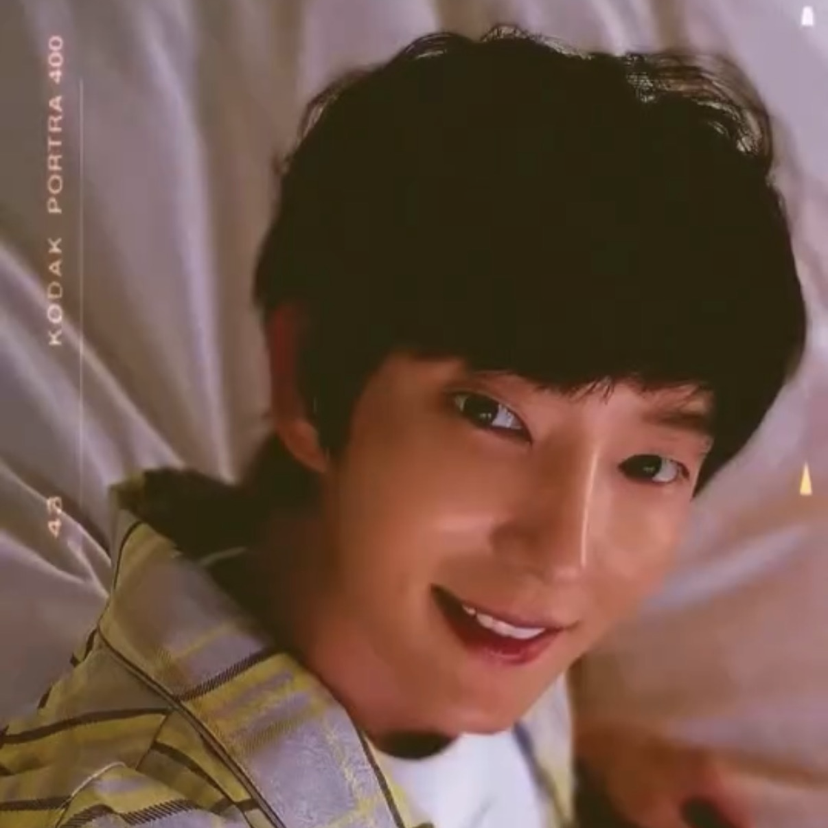 Behind-the-scenes cut of Lee Joongi