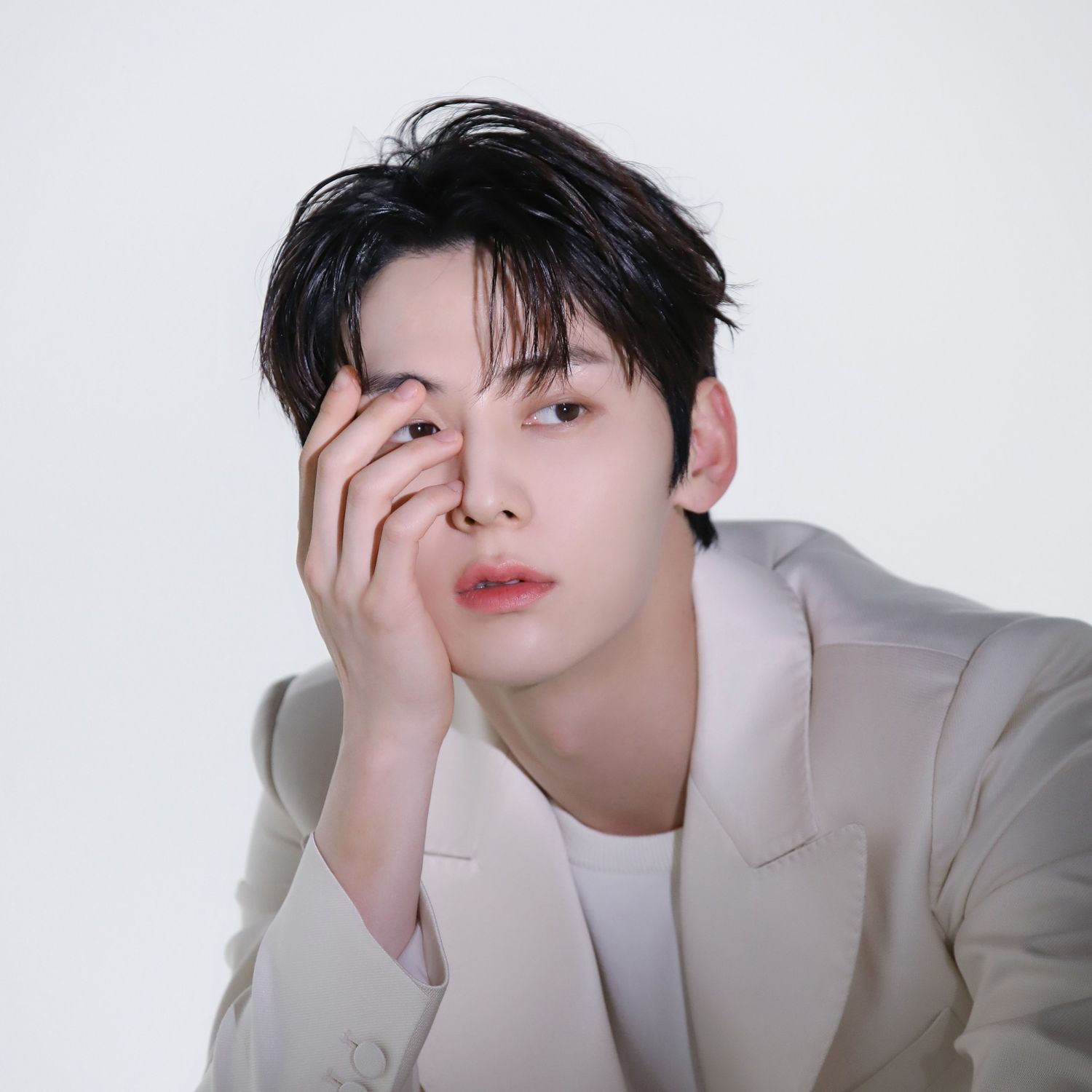 Latest photo of Hwang Minhyun