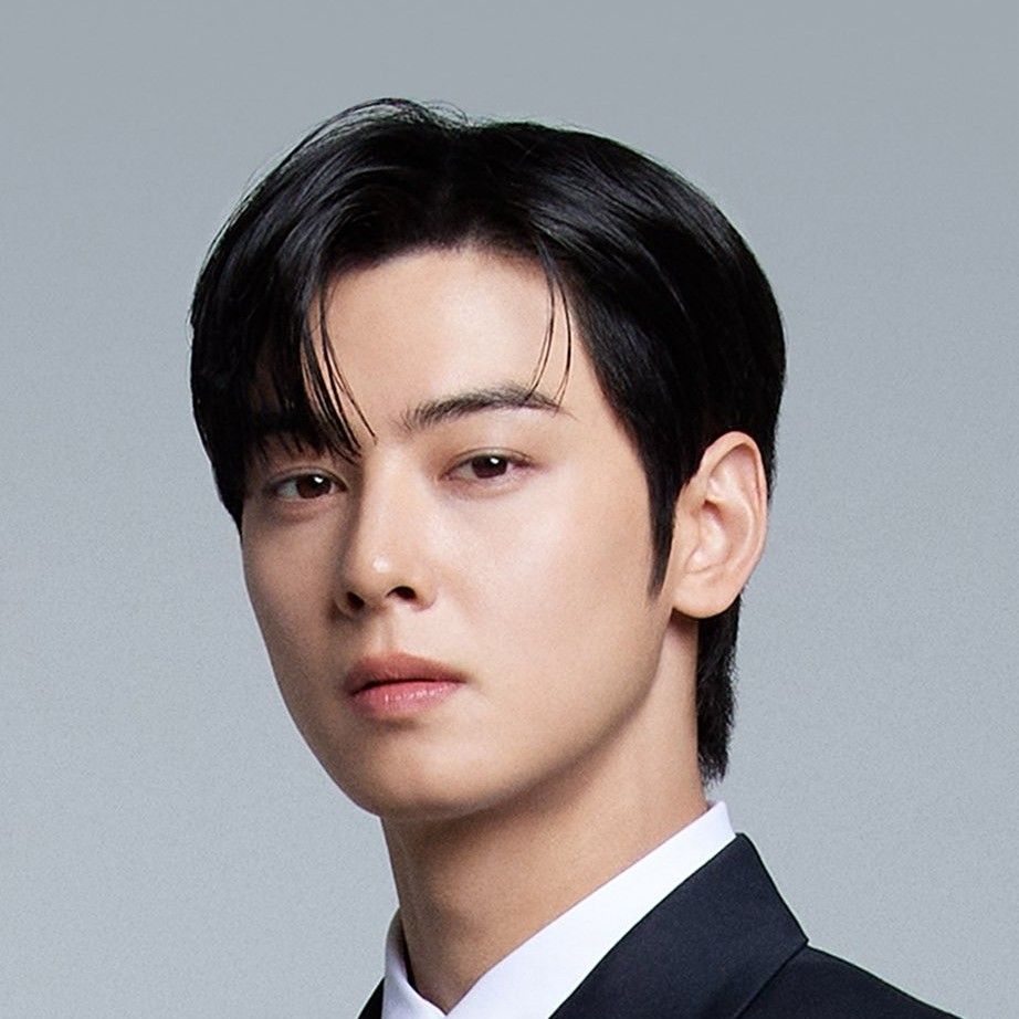 Cuplikan di balik layar dari Cha Eunwoo