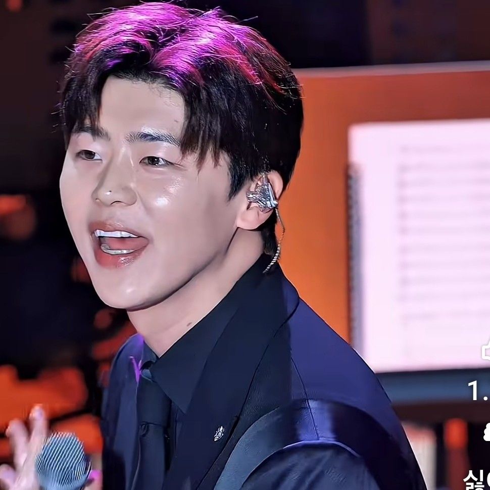 Recent activity shot of Park Jihyeon