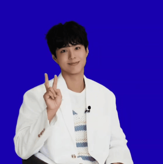 Behind-the-scenes cut of Park Bogum